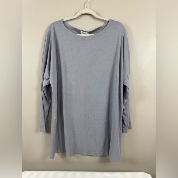 poetsky Tops - NWT Poetsky gray lavender long sleeve tee size XL